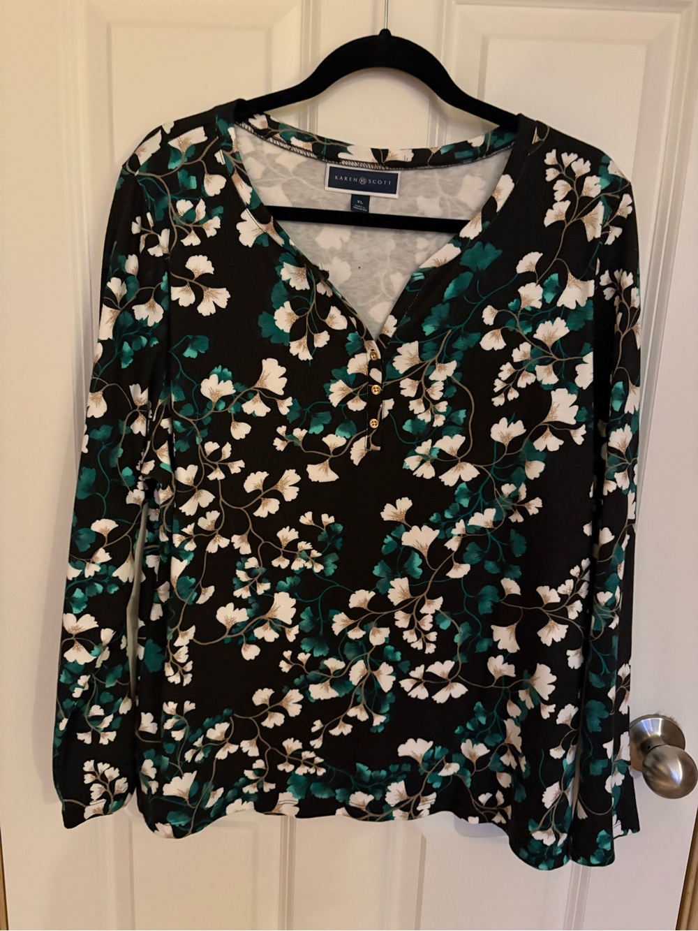 Karen Scott Black Floral V-Neck Blouse with Teal and White Accents